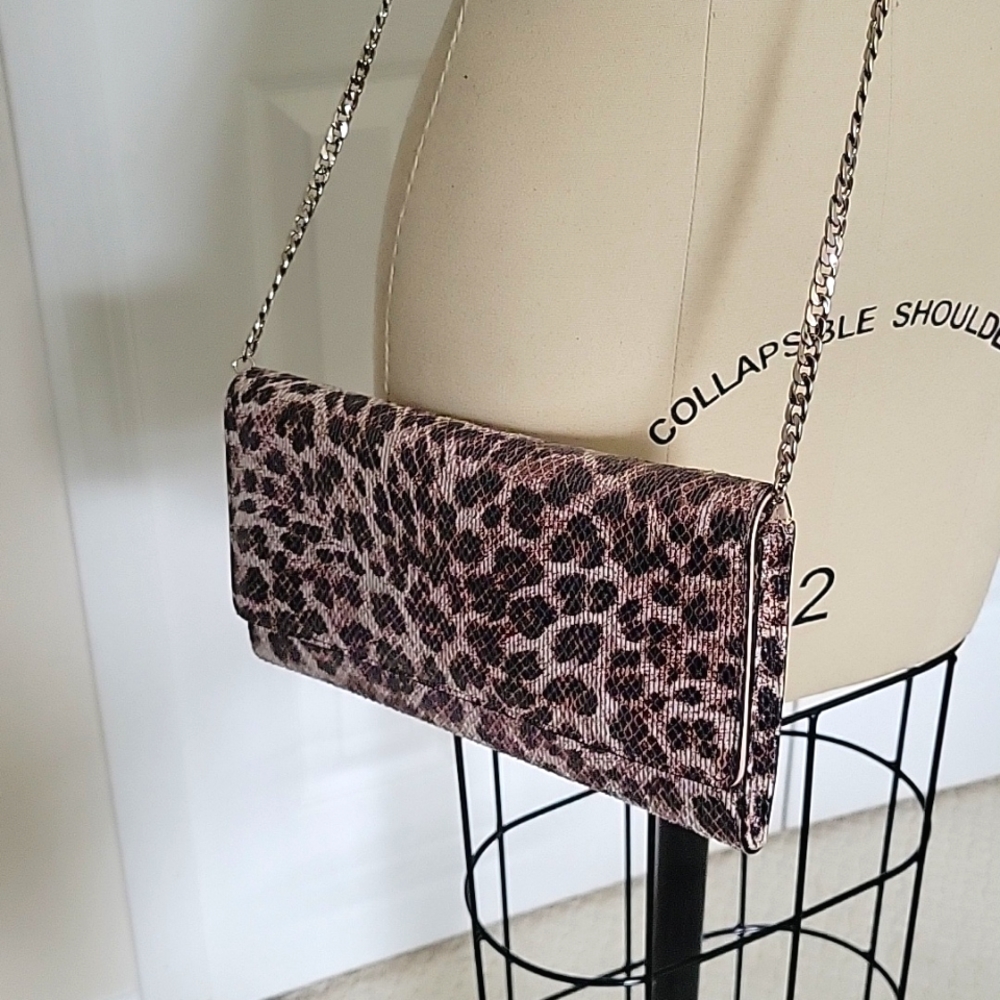 Leather leopard wallet purse
